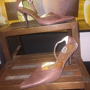 Ladies stylish dress shoes